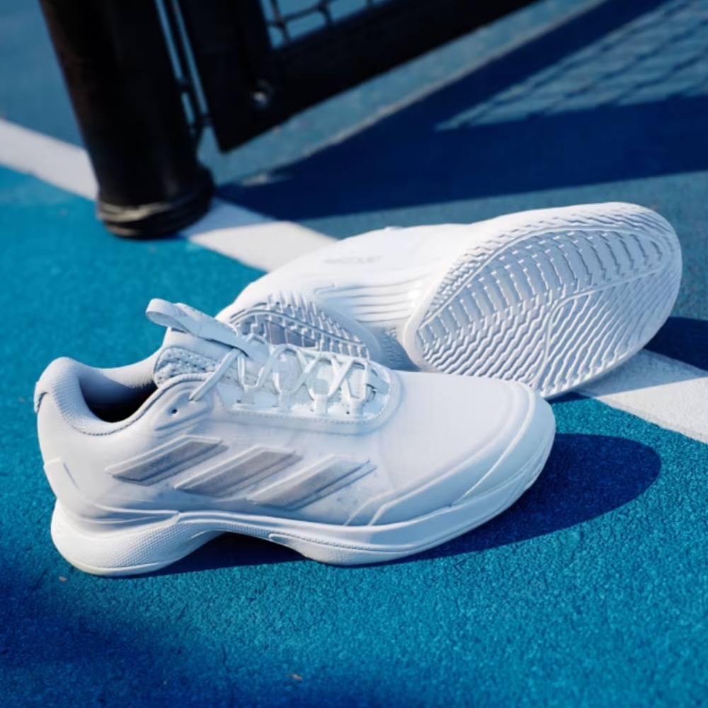 Adidas Avacourt 2 Tennis Shoes